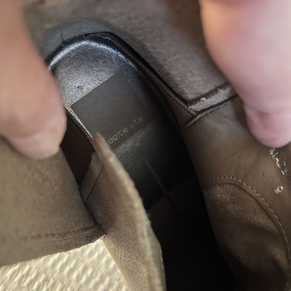 DOLCE VITA Women's Mushroom Suede Spade Pointed Toe Heeled Ankle Boot SZ 9 - Picture 8 of 9